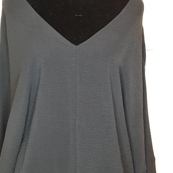 Brand new Gee Gee Boutique Exaggerated Raglan Top - Picture 8 of 12